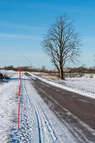 driveway stakes snow plowing